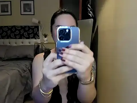 Snapshot of Sexysafarahh chatting on 4, 6, 2026 Sexysafarahh online show from 4, 6, 2026