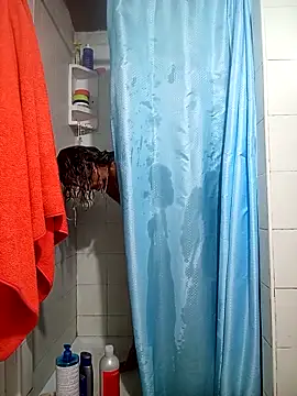 Snapshot of CRHYSTEL chatting on 28, 9, 2025 CRHYSTEL online show from 28, 9, 2025