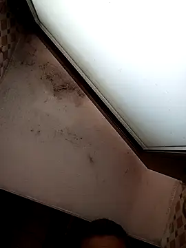 Snapshot of CRHYSTEL chatting on 31, 10, 2025 CRHYSTEL online show from 31, 10, 2025