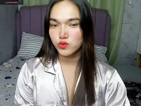 Snapshot of MoaningKylie chatting on 13, 4, 2026 MoaningKylie online show from 13, 4, 2026