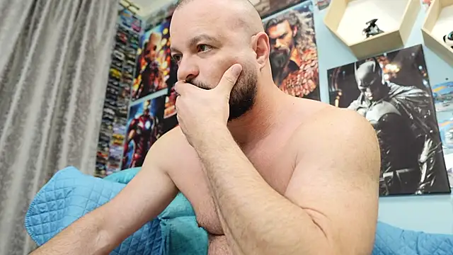 Muscle Bear online show from 4, 10, 2025