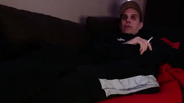 Snapshot of cash_master chatting on 8, 3, 2025 cash master online show from 8, 3, 2025