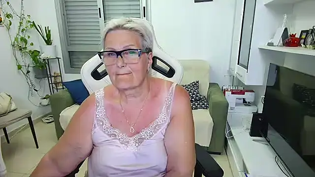 Selenna57 online show from 17, 5, 2026