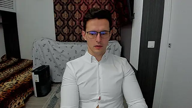 Snapshot of sexxymuscles4u chatting on 11, 3, 2025 sexxymuscles4u online show from 11, 3, 2025