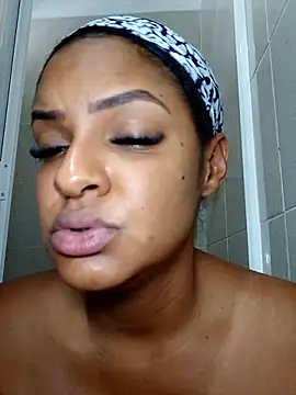 Snapshot of nashiira_ chatting on 6, 5, 2026 nashiira online show from 6, 5, 2026