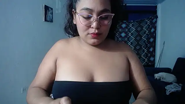 Snapshot of sirena_15 chatting on 29, 9, 2025 sirena 15 online show from 29, 9, 2025