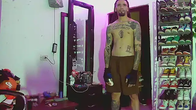 caribbeanlover1 online show from 5, 1, 2025