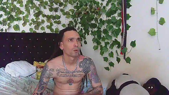 caribbeanlover1 online show from 8, 1, 2025