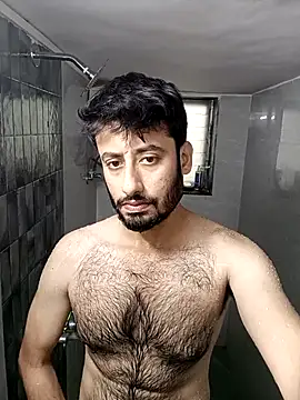 Snapshot of SimplyKarthik09 chatting on 6, 11, 2025 SimplyKarthik09 online show from 6, 11, 2025