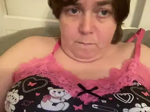 Snapshot of ParisNova chatting on 30, 12, 2024 ParisNova online show from 30, 12, 2024