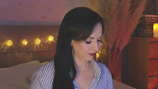 lily conor online show from 13, 12, 2024