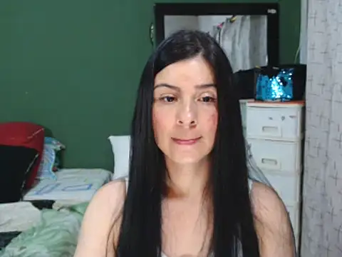 Snapshot of Estefani_32 chatting on 14, 1, 2025 Estefani 32 online show from 14, 1, 2025