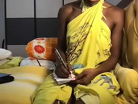 choco petite online show from 10, 10, 2025