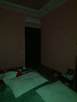 Flossy Vettie online show from 3, 4, 2026