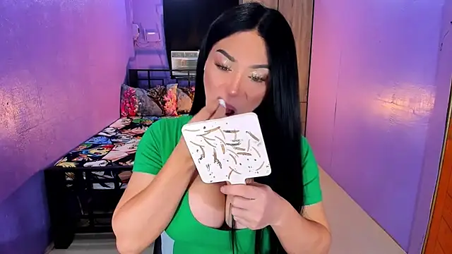 Snapshot of xxHeavenly_AngeLxx chatting on 2, 11, 2025 xxHeavenly AngeLxx online show from 2, 11, 2025