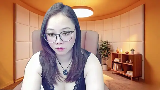 Snapshot of Giuliam chatting on 28, 5, 2026 Giuliam online show from 28, 5, 2026
