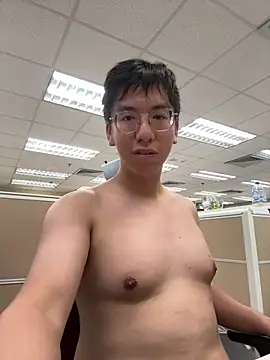 Snapshot of charlie_xdd chatting on 5, 5, 2026 charlie xdd online show from 5, 5, 2026
