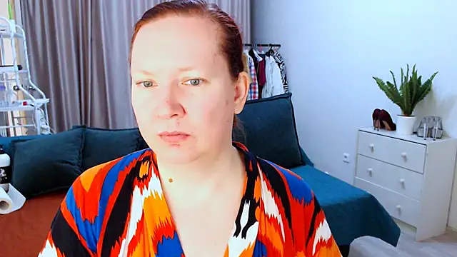 GoddessLara online show from 17, 10, 2025