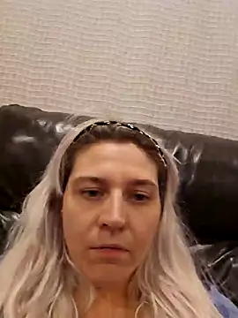 ScarletCallings420 online show from 22, 11, 2025