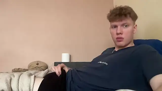 Snapshot of sexybooii6968 chatting on 2, 3, 2026 sexybooii6968 online show from 2, 3, 2026