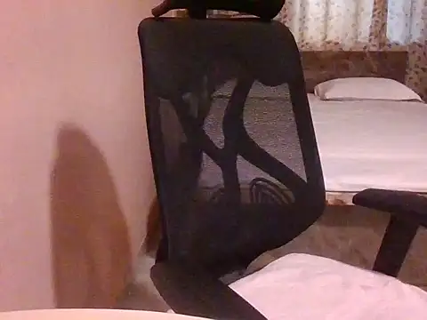 Pinky 4 online show from 24, 2, 2026