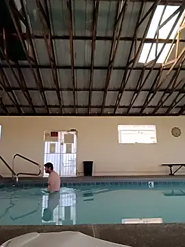 Snapshot of EZYves chatting on 30, 9, 2025 EZYves online show from 30, 9, 2025