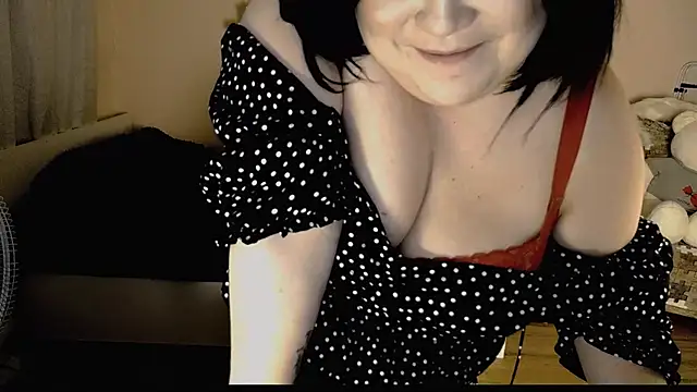 Vi-Vixen online show from 4, 3, 2025