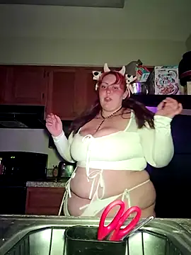 Snapshot of Cutegothcrybabyx chatting on 11, 11, 2025 Cutegothcrybabyx online show from 11, 11, 2025