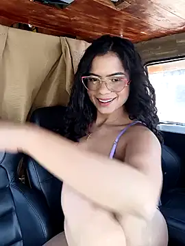 Snapshot of Simone_Miller chatting on 27, 1, 2025 Simone Miller online show from 27, 1, 2025