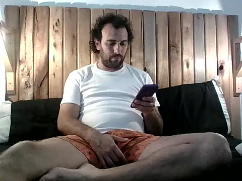 Snapshot of Loverlove1234 chatting on 17, 12, 2025 Loverlove1234 online show from 17, 12, 2025