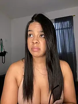 trianawhite online show from 9, 4, 2026