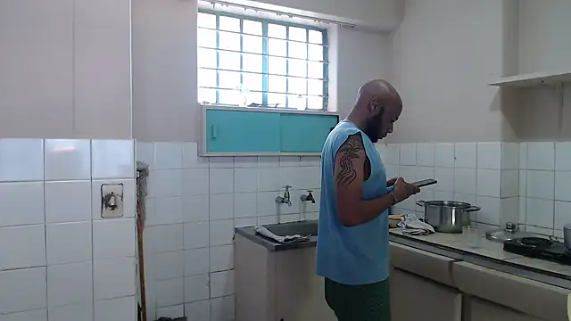 Snapshot of eatxaxa chatting on 8, 3, 2025 eatxaxa online show from 8, 3, 2025