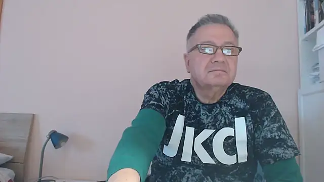 YOU6me online show from 19, 10, 2025