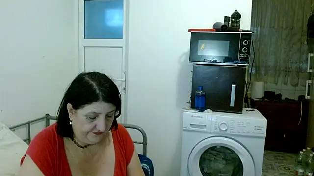 Snapshot of RidemerafSuzana chatting on 4, 12, 2024 RidemerafSuzana online show from 4, 12, 2024