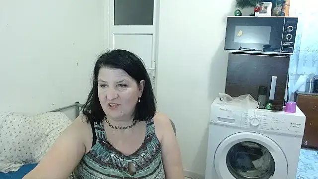 Snapshot of RidemerafSuzana chatting on 19, 2, 2025 RidemerafSuzana online show from 19, 2, 2025