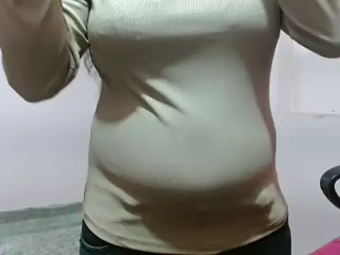 LovingPihu online show from 6, 3, 2025