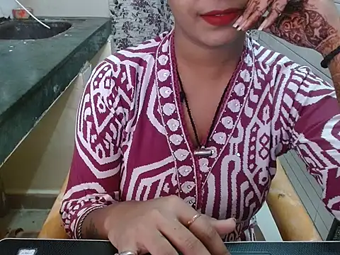 LovingPihu online show from 15, 10, 2025