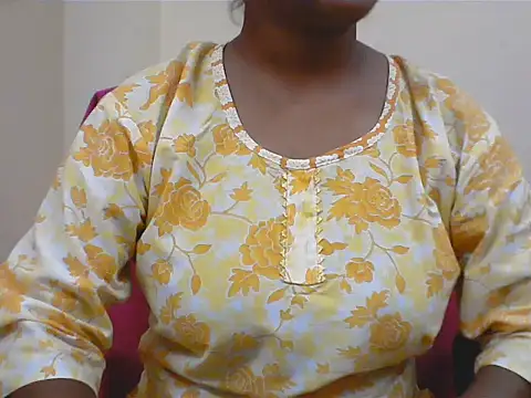 Snapshot of LovingPihu chatting on 19, 7, 2026 LovingPihu online show from 19, 7, 2026