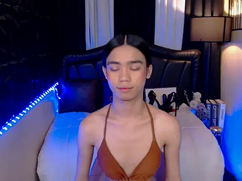 Snapshot of VerSexTs chatting on 13, 10, 2025 VerSexTs online show from 13, 10, 2025