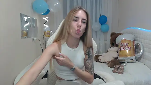 Snapshot of DeboraHorny chatting on 22, 9, 2025 DeboraHorny online show from 22, 9, 2025