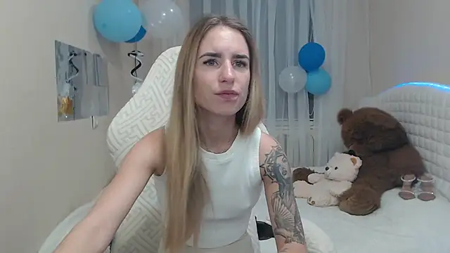 Snapshot of DeboraHorny chatting on 29, 9, 2025 DeboraHorny online show from 29, 9, 2025