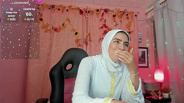 Snapshot of DarshaKhemu chatting on 11, 1, 2025 DarshaKhemu online show from 11, 1, 2025