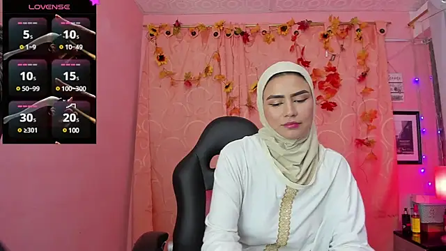 Snapshot of DarshaKhemu chatting on 28, 1, 2025 DarshaKhemu online show from 28, 1, 2025