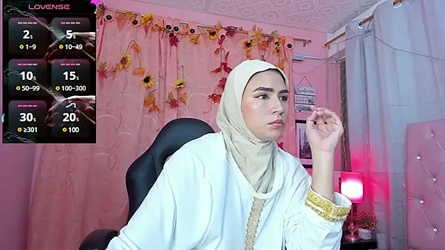 Snapshot of DarshaKhemu chatting on 3, 2, 2025 DarshaKhemu online show from 3, 2, 2025