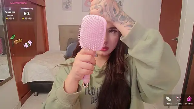 Miley Baker online show from 8, 10, 2025