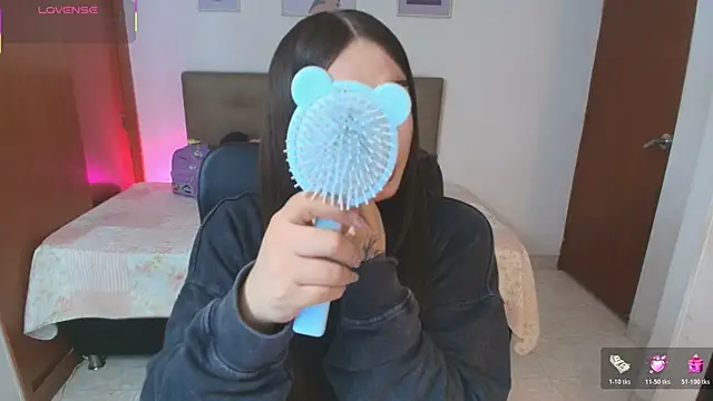 Miley Baker online show from 31, 3, 2026