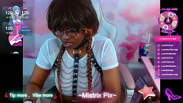 Pixiebob25 online show from 6, 12, 2024