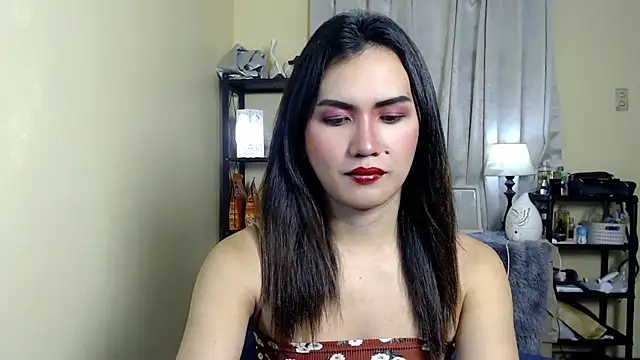 beatrice 21 online show from 21, 9, 2025