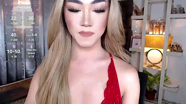 Snapshot of Local_Hoelyx chatting on 9, 12, 2024 Local Hoelyx online show from 9, 12, 2024