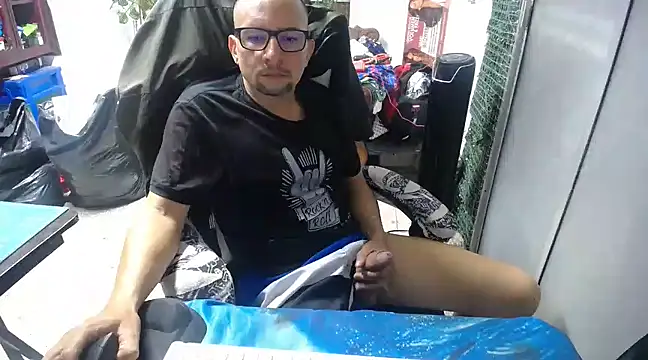 Snapshot of alexam_gal@xh chatting on 25, 2, 2025 alexam galxh online show from 25, 2, 2025